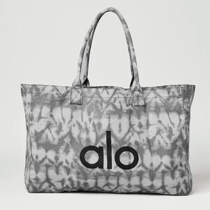 NWT ALO Yoga Iconic Shopper Tote Grey TieDye Oversized